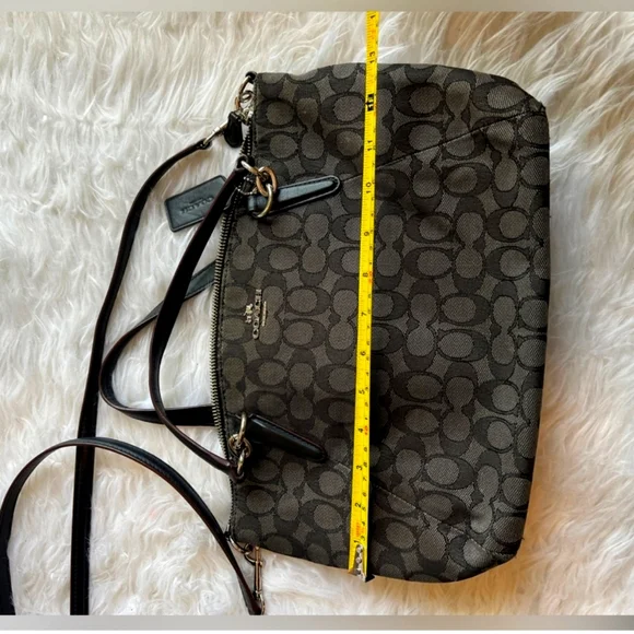 Gently Used Coach Handbag - Picture 9 of 11